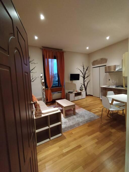 Апартаменты Casa Degli Alberi Фьюмичино Экстерьер фото
